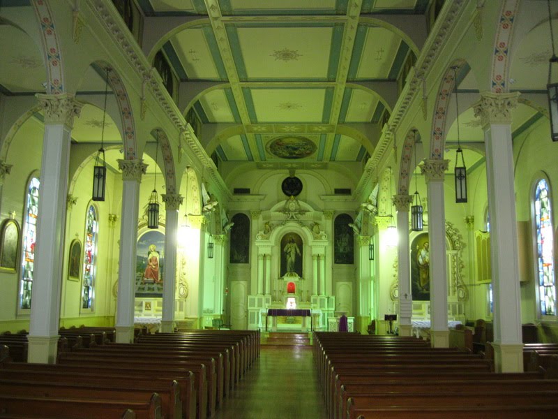 Inside St. Charles Borromeo Church in Grand Coteau, LA, Канктон