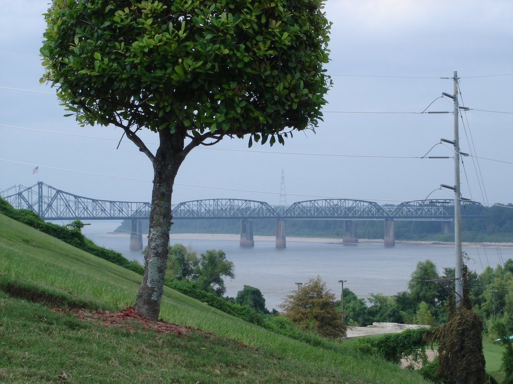 View on Mississippibridge Vicksburg, Клейтон