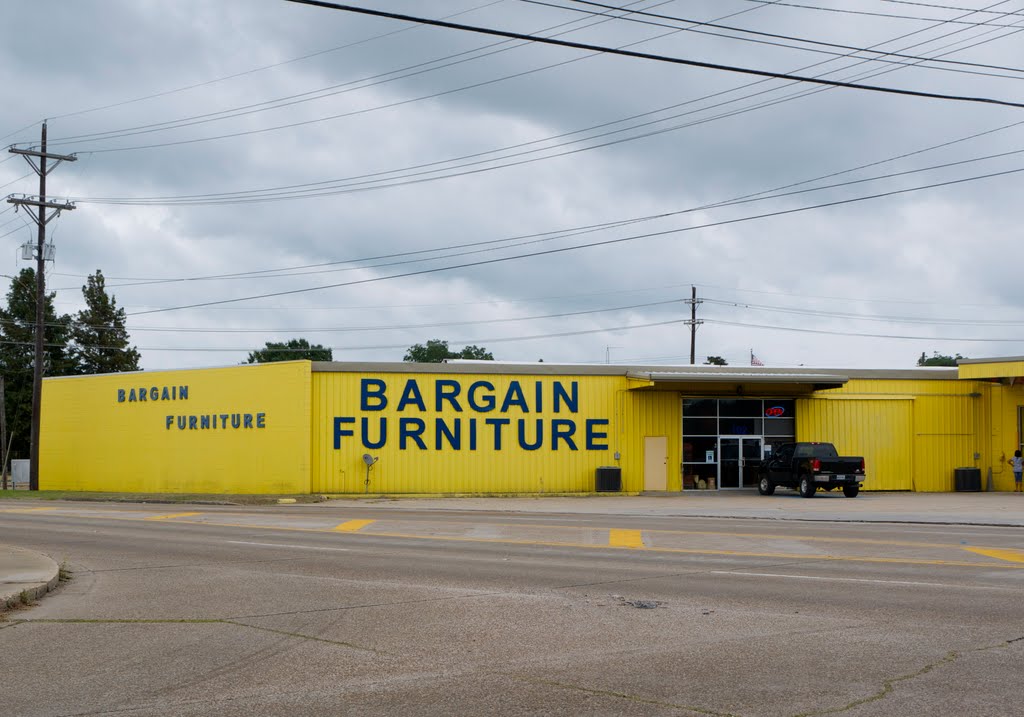 Dustys view of Bargain Furniture, Лафайетт