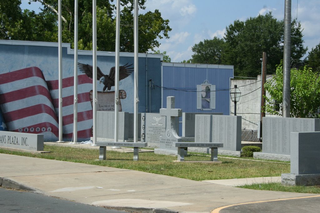 Veterans Plaza, Лисвилл