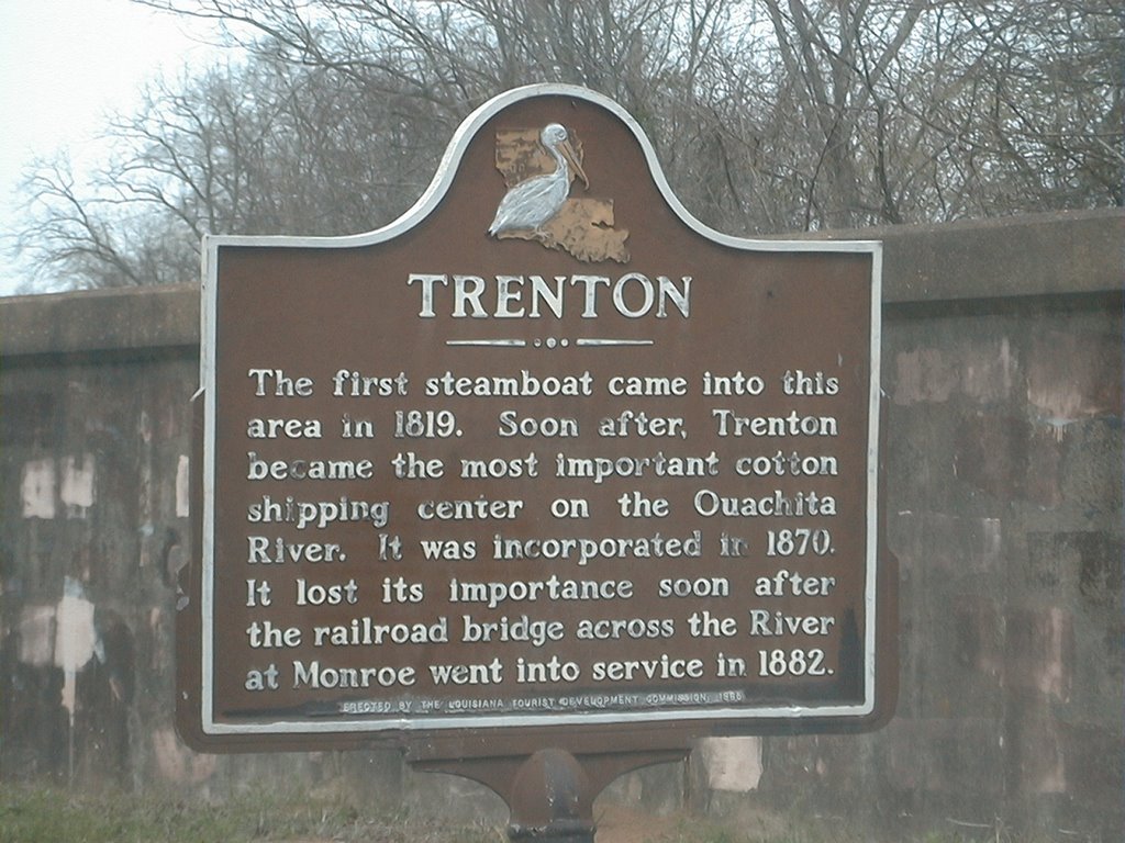 Trenton, Louisiana, Монро