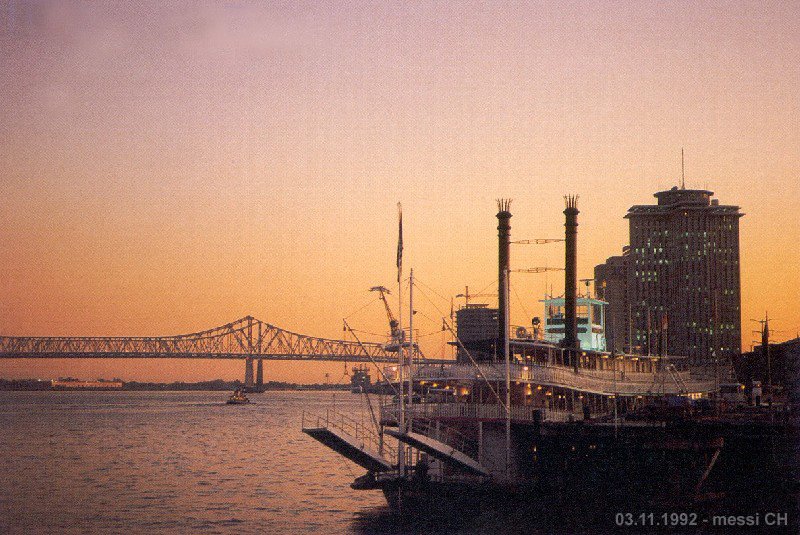 (messi92)  New Orleans  – steam boat Natchez  [210°], Новый Орлеан