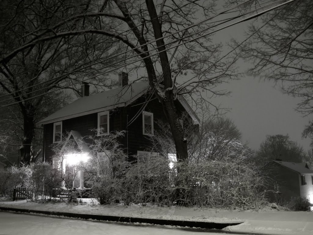 Winter evening in Arlington,  MA, Арлингтон