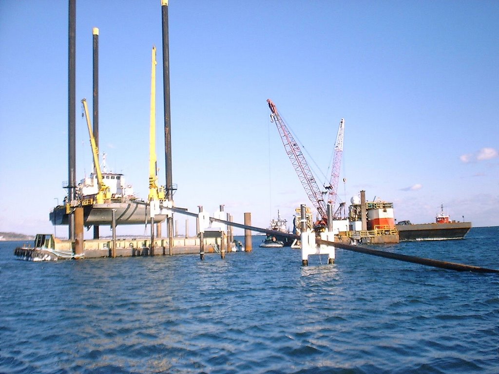 Jacking barge pipeline Beverly Harbor, Беверли