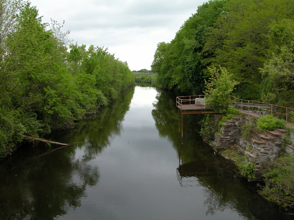 Windsor Locks Canal, Ист-Лонгмидоу