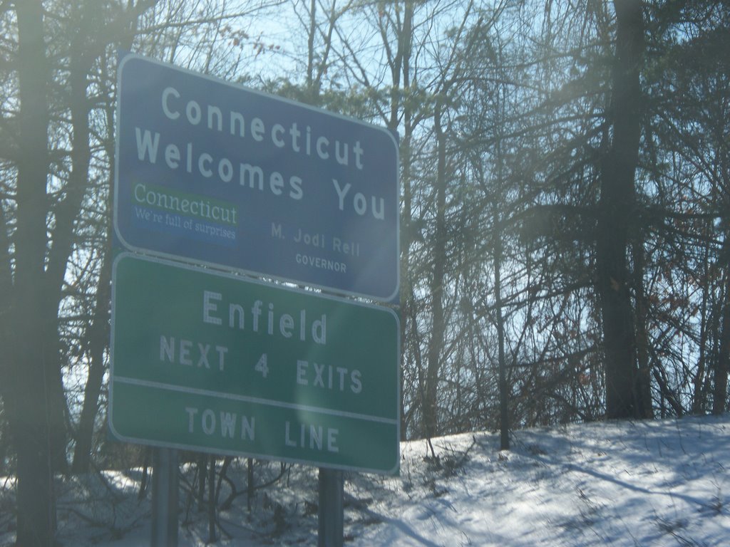 Welcome to Connecticut, Ист-Лонгмидоу