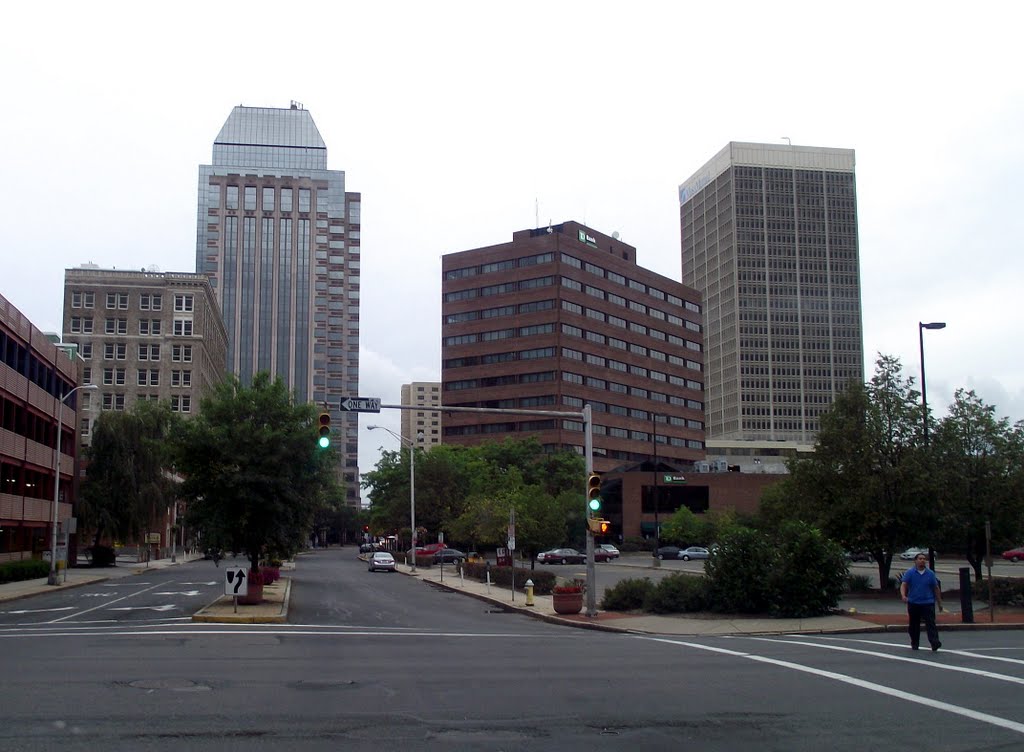 Downtown Springfield, MA from Harrison Avenue, Ист-Лонгмидоу
