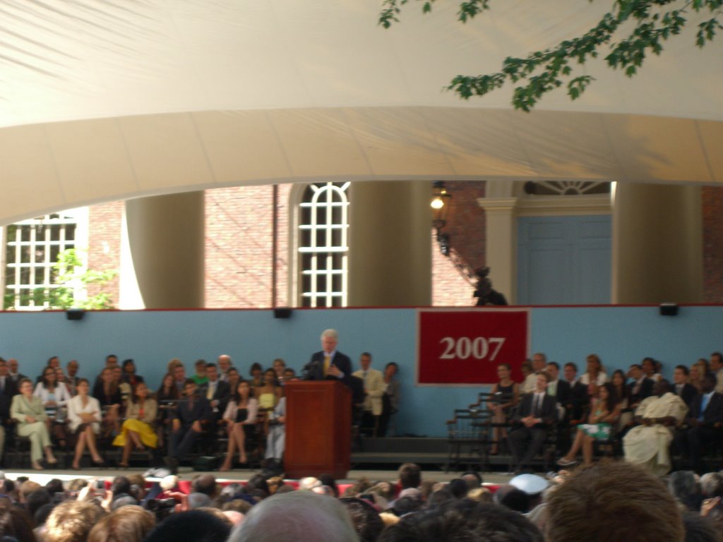 Speech of Bill Clinton in Harvard for graduation ceremony, Кембридж