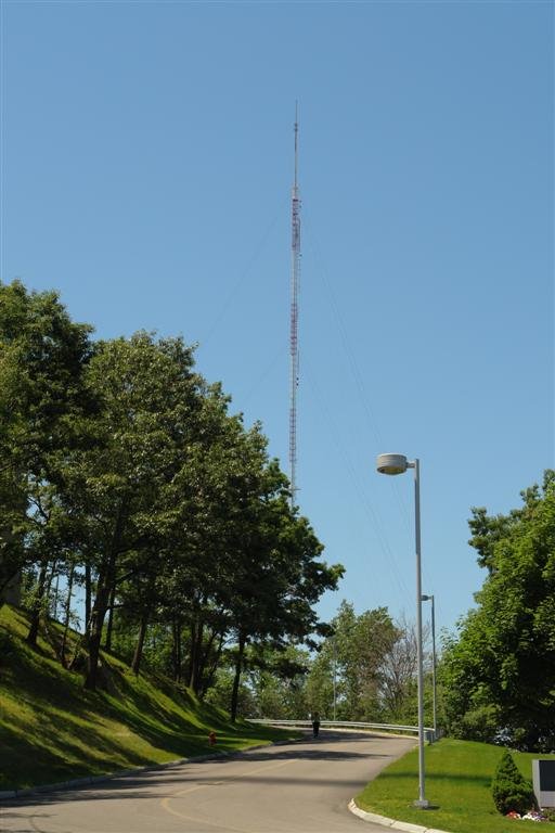 Mile High TV Tower - Needham, MA, Нидхам