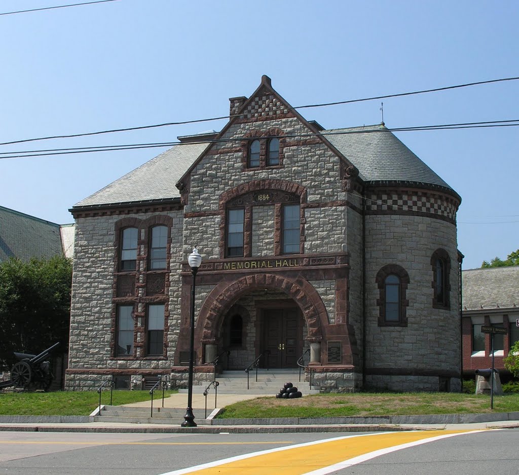 Milford Memorial Hall, 1884, Норт-Дигтон