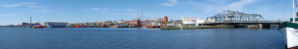 New Bedford Docks from Pope Island Marina, Нью-Бедфорд