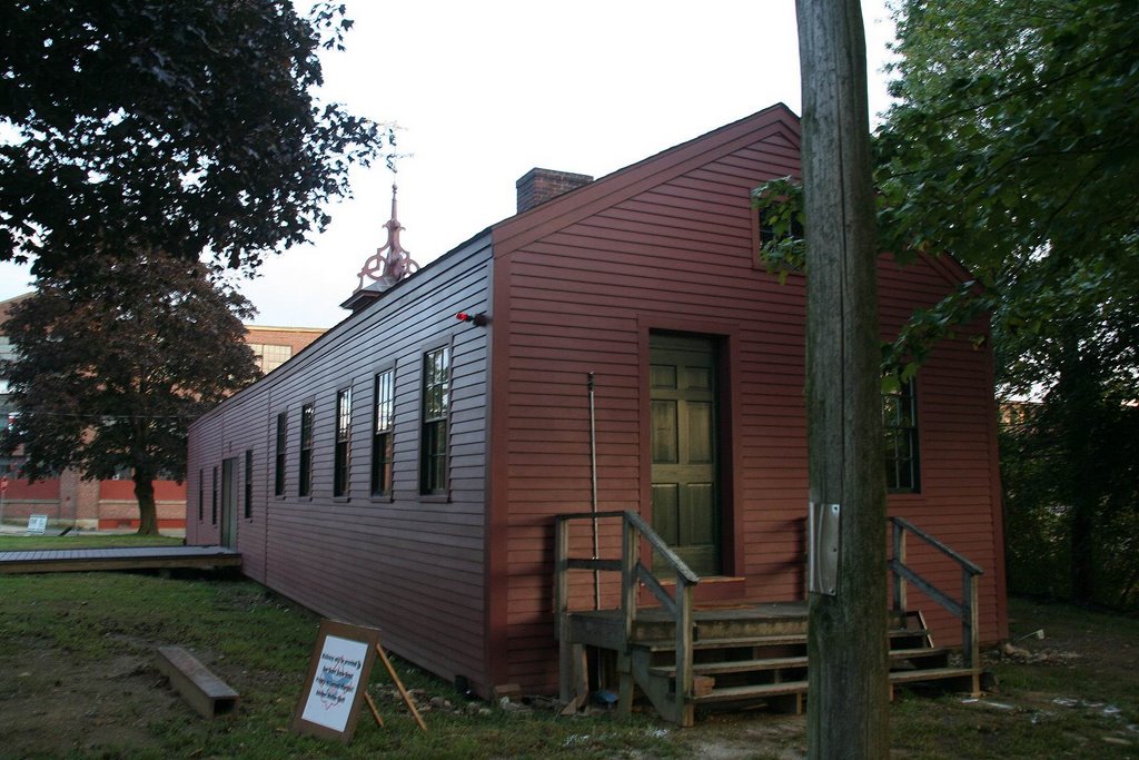 The Little Red Shop, Ратланд