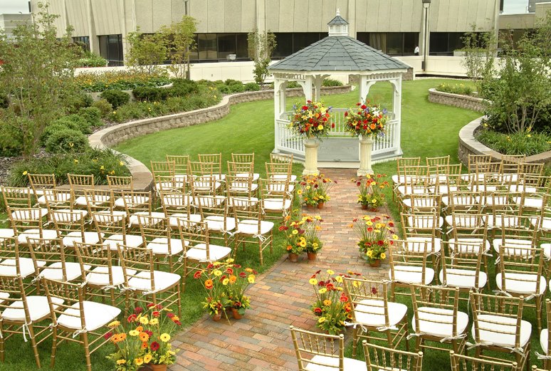 Springfield Marriott Hotel - Outdoor Wedding, Спрингфилд