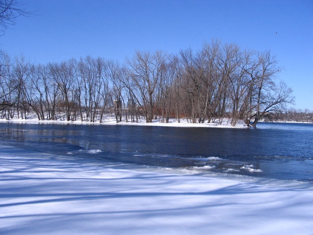 The Westfield River joins the Connecticut River, Спрингфилд