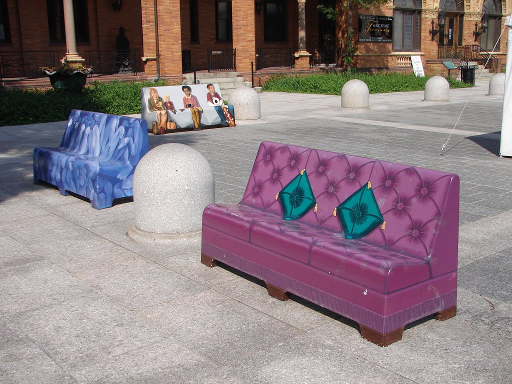 Concrete Benches Painted as Furniture at Dr. Seuss National Memorial Garden, Springfield, MA, USA, Спрингфилд