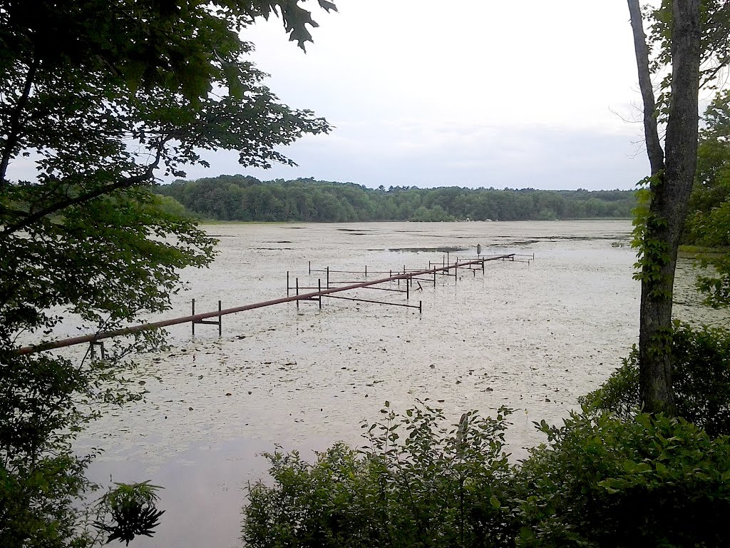 Fireworks Pier, Стоунхам