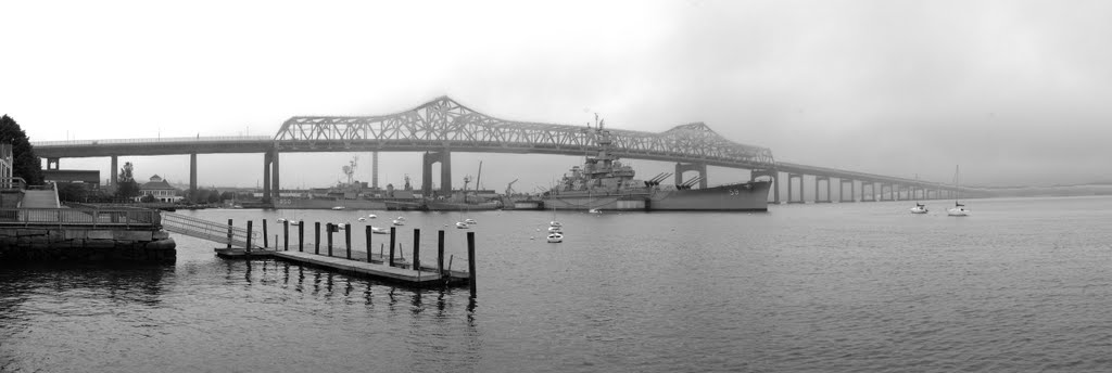 USS Massachusetts in Fog, Фолл-Ривер