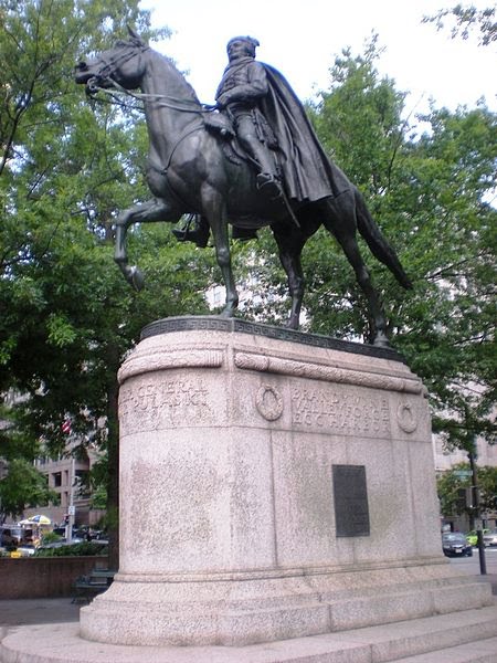 Monument of General Casimir Pulaski, Холиок