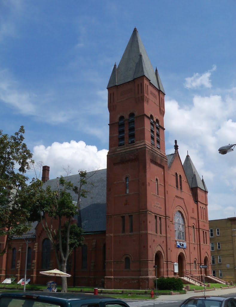 Second Baptist Church, Холиок