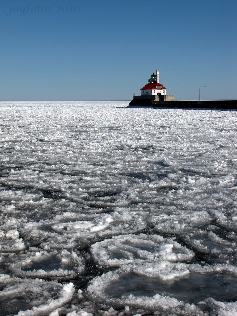 Lake Superior Canal at Duluth February 2010, Дулут