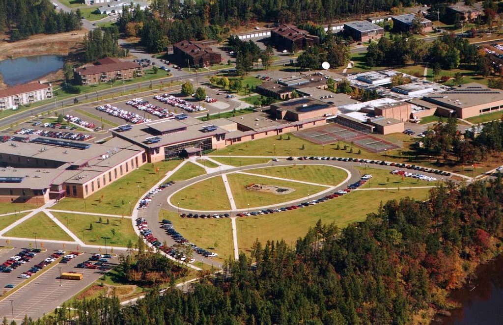 Central Lakes College Aerial, Колумбия-Хейгтс