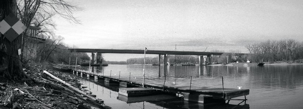 35E bridge over the Mississippi River, Лилидейл
