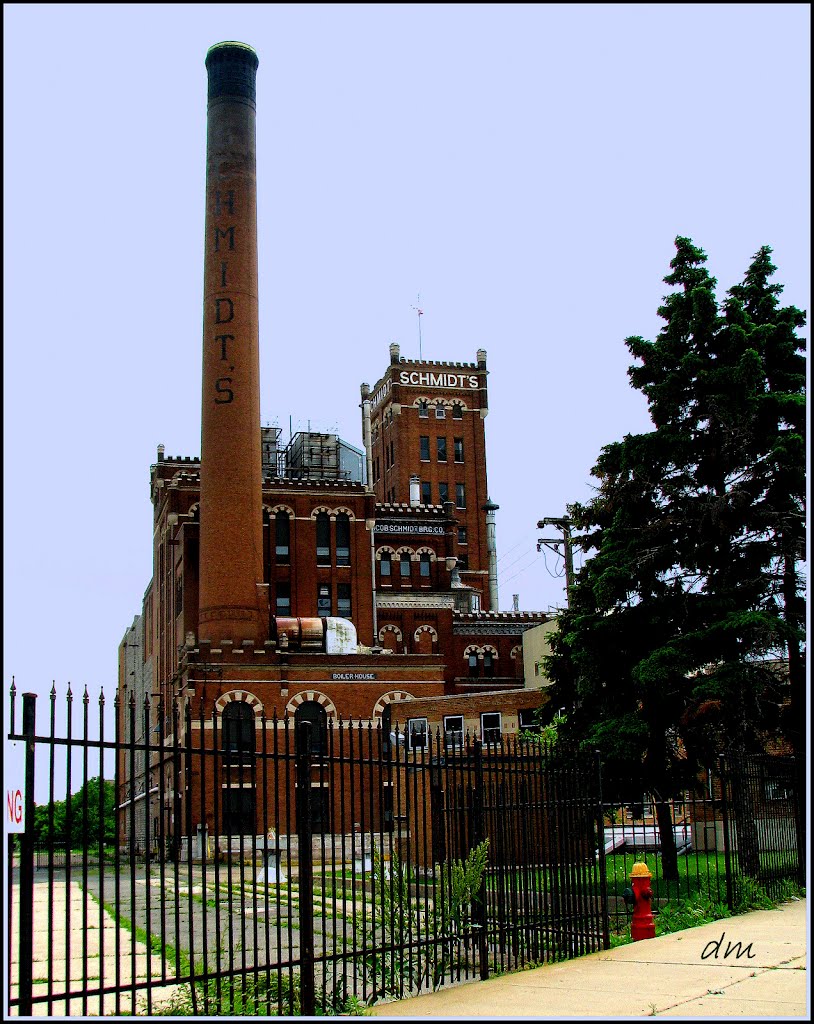 The old brewery in St. Paul, Minnesota / Die alte deutsche Brauerei in St. Paul, Minnesota, Лилидейл