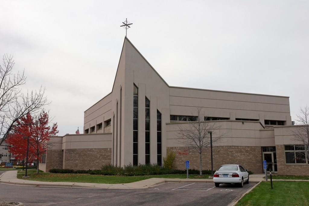 Oak Knoll Lutheran Church, Медисин-Лейк