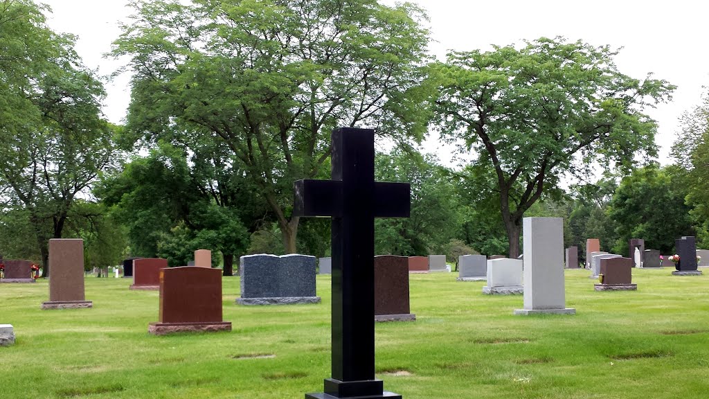 Resurrection Cemetery, Мендота-Хейгтс