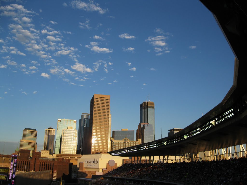 Target Field has a much nicer view than the Metrodome, Миннеаполис