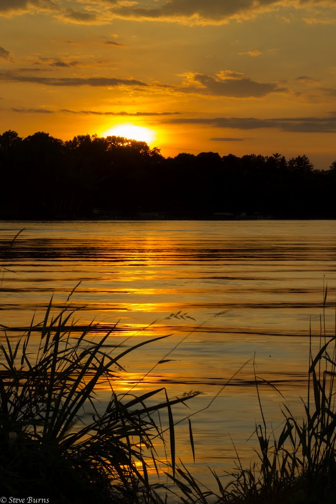 Sunset over Long Lake, Нью-Брайтон