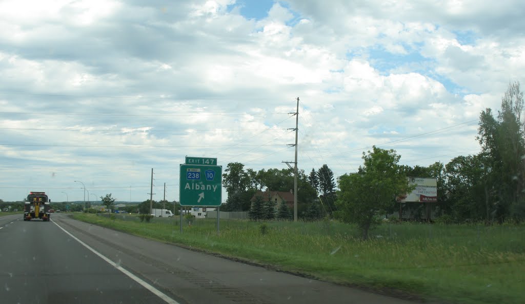 Albany Exit on 94, Олбани