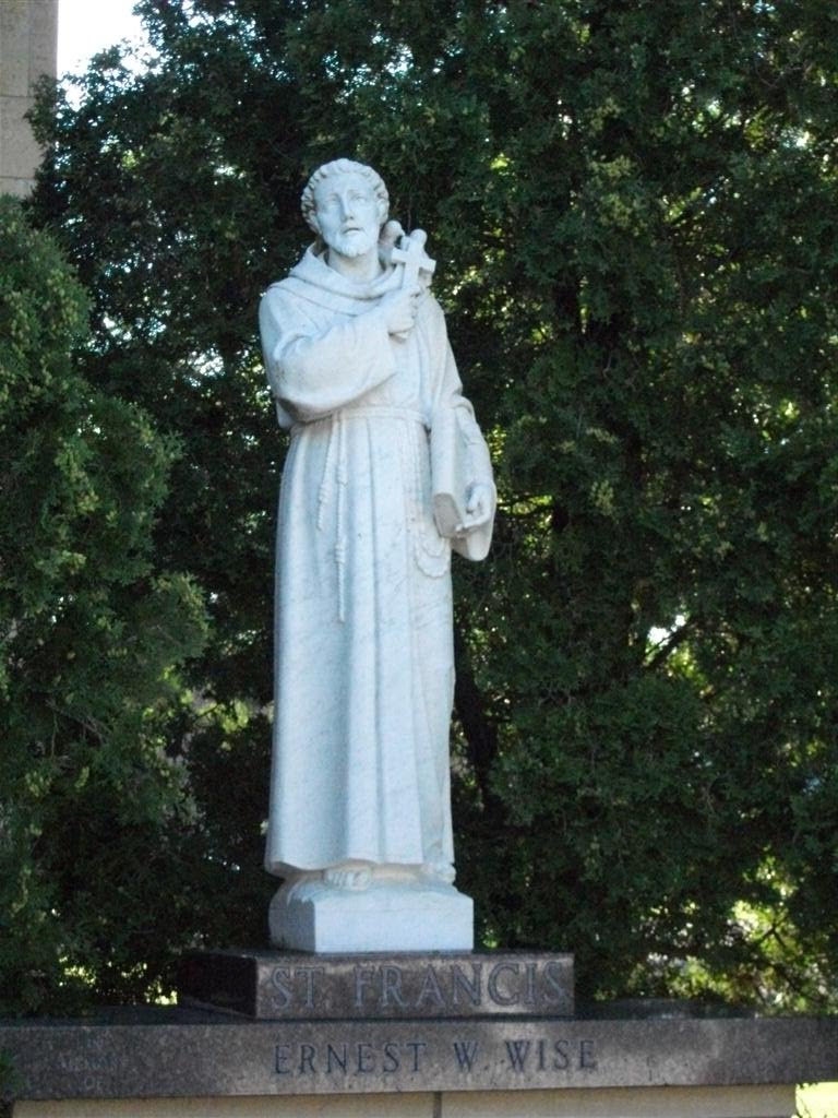 St Francis statue, Brainerd, MN, Сант-Антони