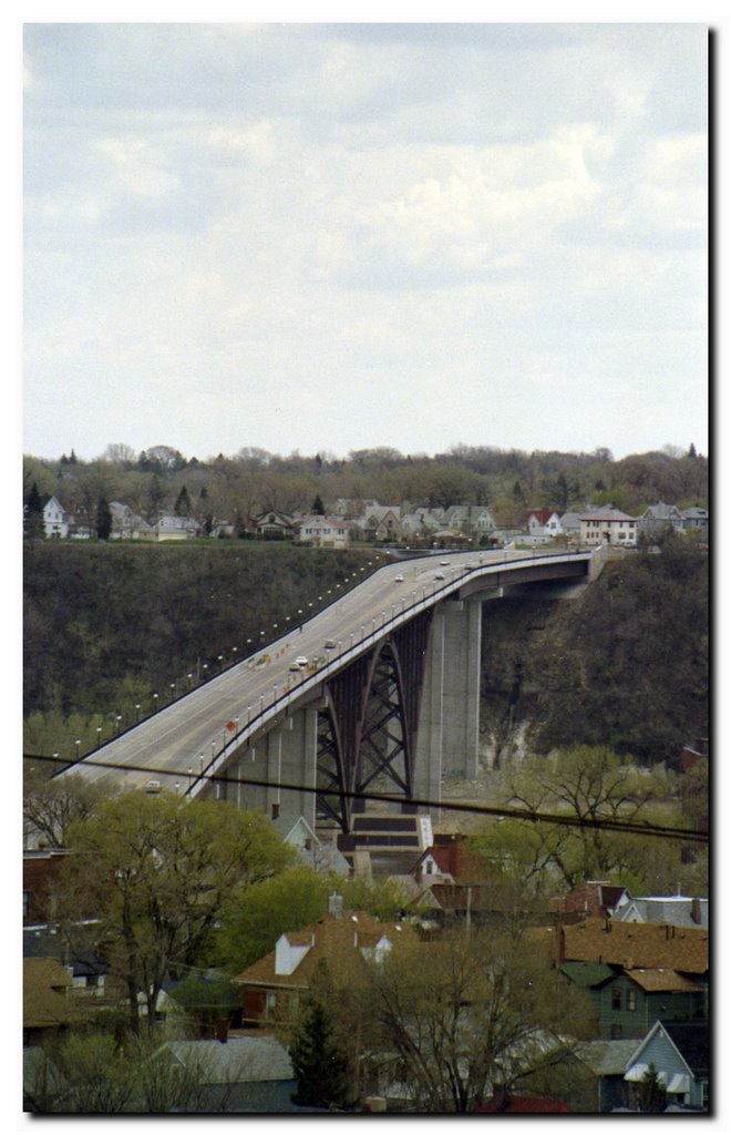 Bridge over Mississippi river, Saint Paul, MN., Сант-Пол