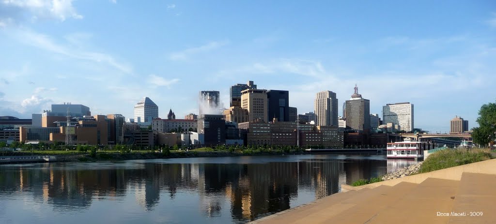 view of downtown saint paul from across the mississippi river, Сант-Пол