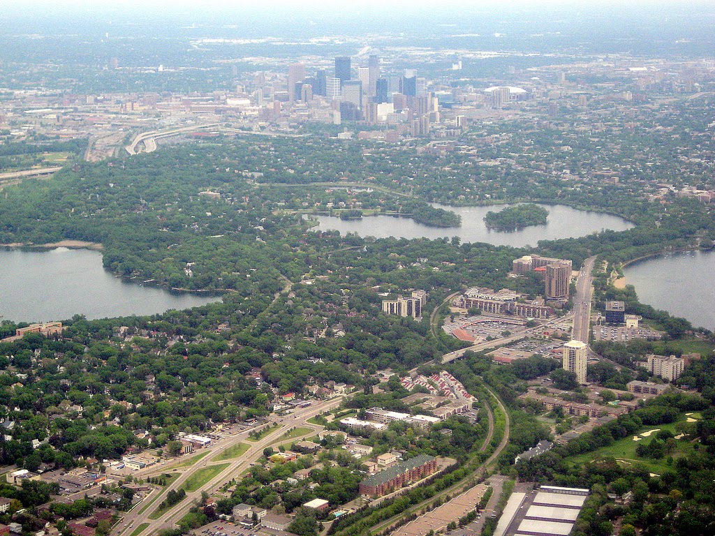Above Minneapolis, Сент-Луис-Парк