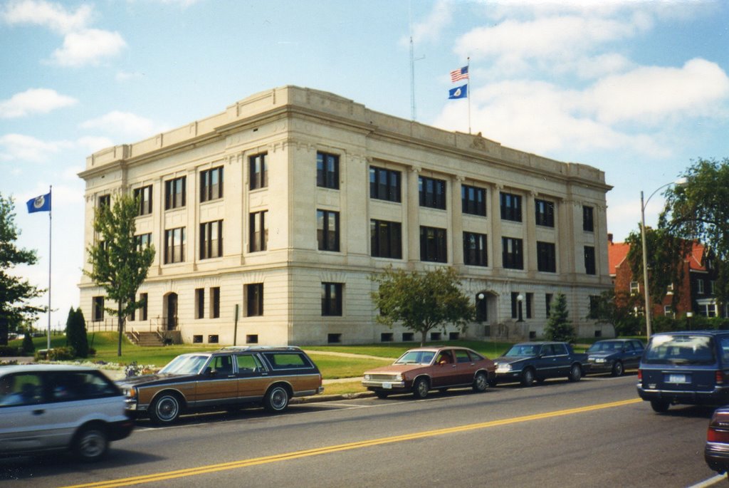 Crow Wing County Courthouse, Brainerd, MN, Скилин