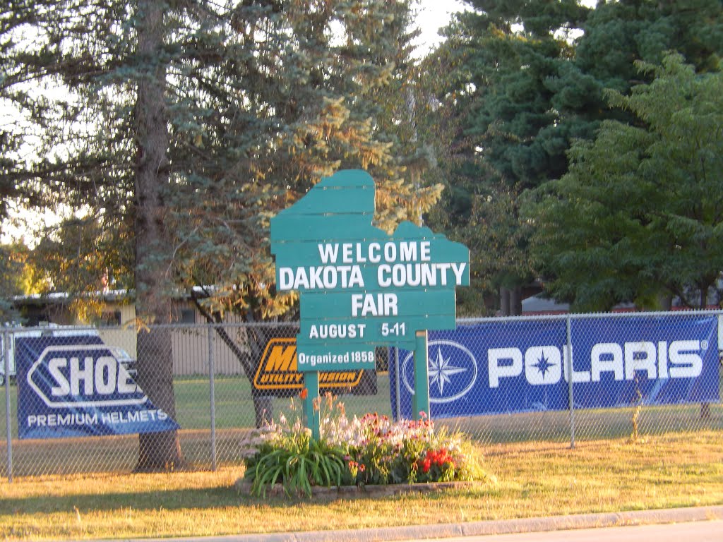 Dakota County Fairgrounds, Фармингтон