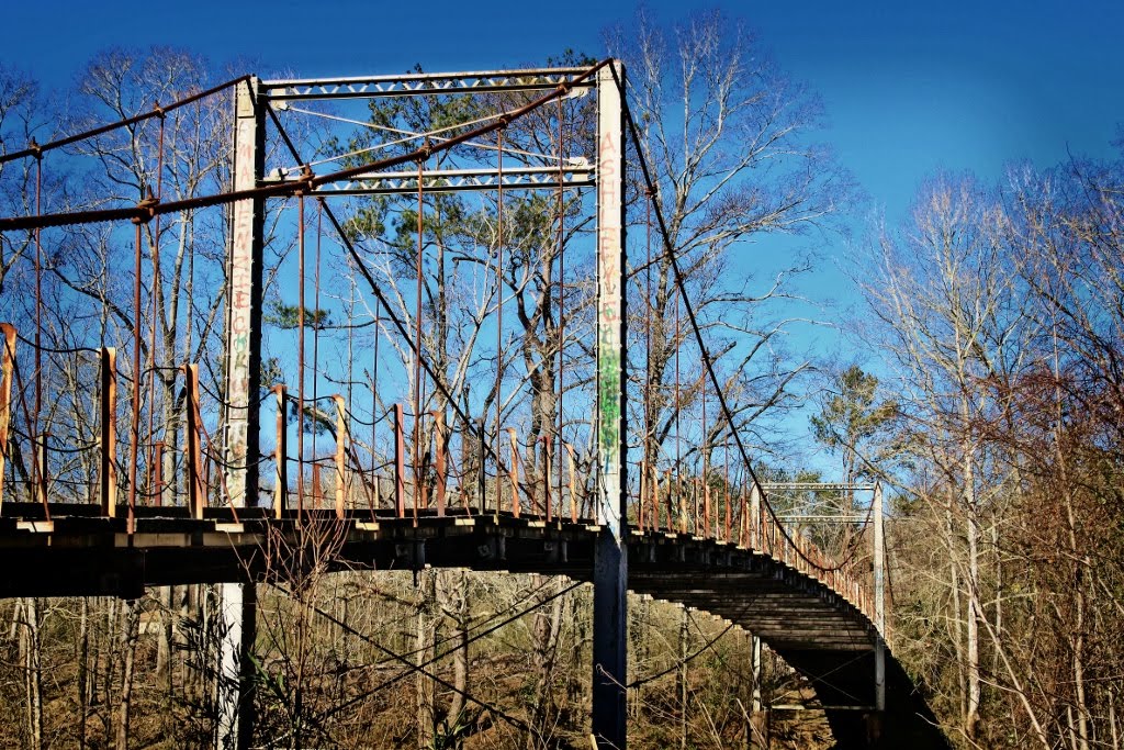Byram Swinging Bridge - Built 1905, Батесвилл