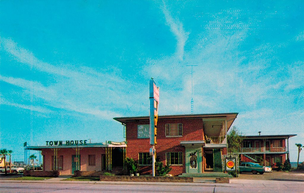 Town House Motel - Biloxi, MS, Билокси