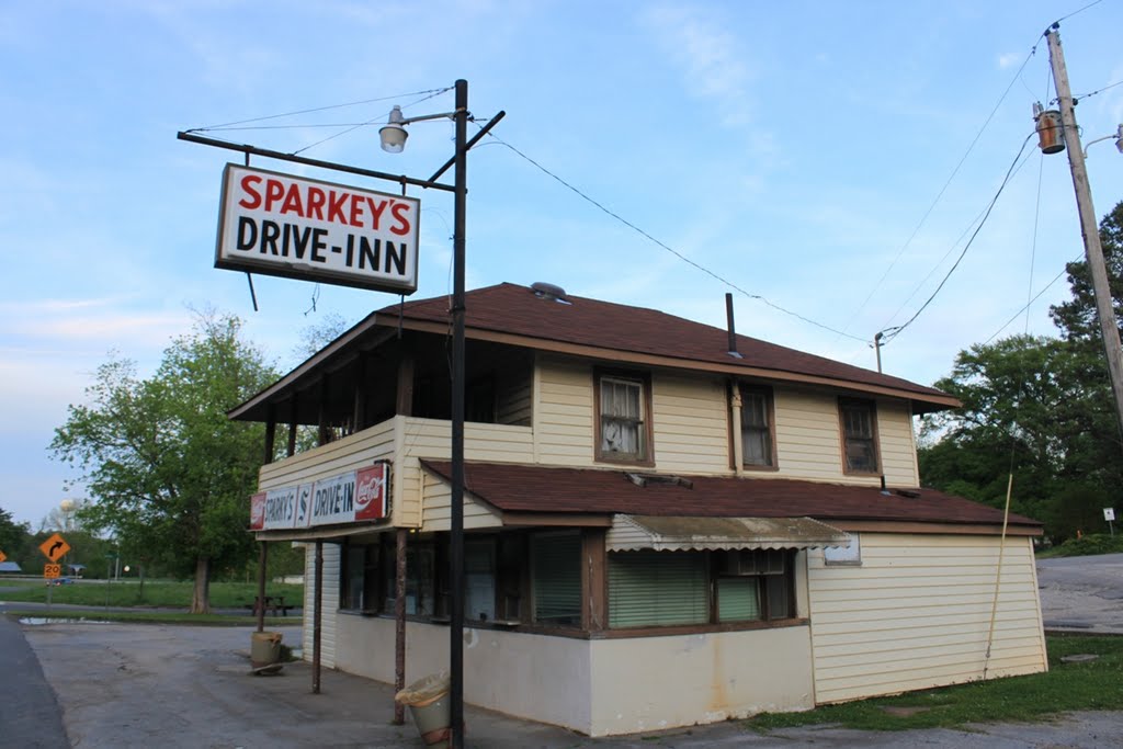 Sparkeys Drive-Inn Restaurant, Гаттман