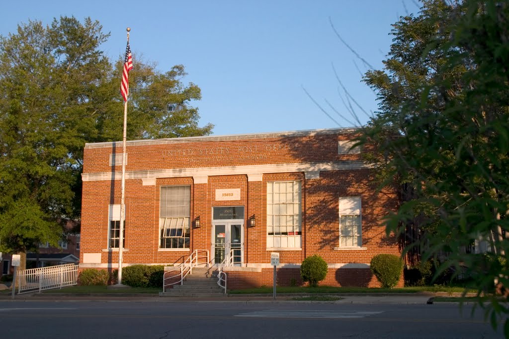 Russellville Alabama Post Office, Каледониа
