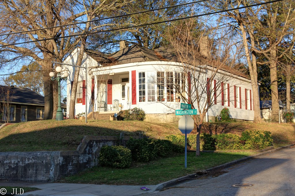 Washington Street Home, Кингс