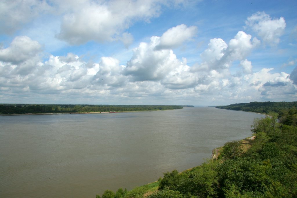 Mississippi River, looking north from Natchez, Натчес