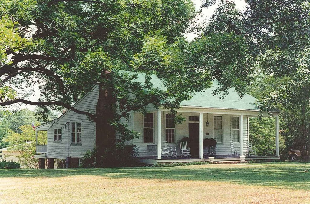 antebellum house, Brandon Miss (8-6-2000), Окин Спрингс