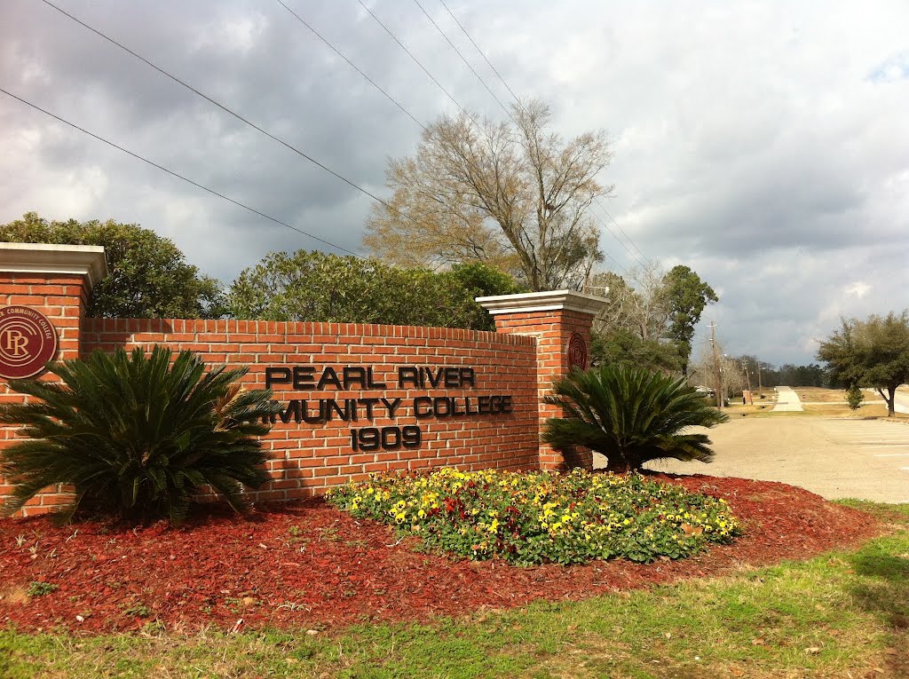 Pearl River Community College, Попларвилл