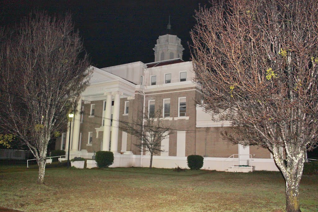 Kemper County Courthouse - Built 1917 - De Kalb, MS, Себастопол