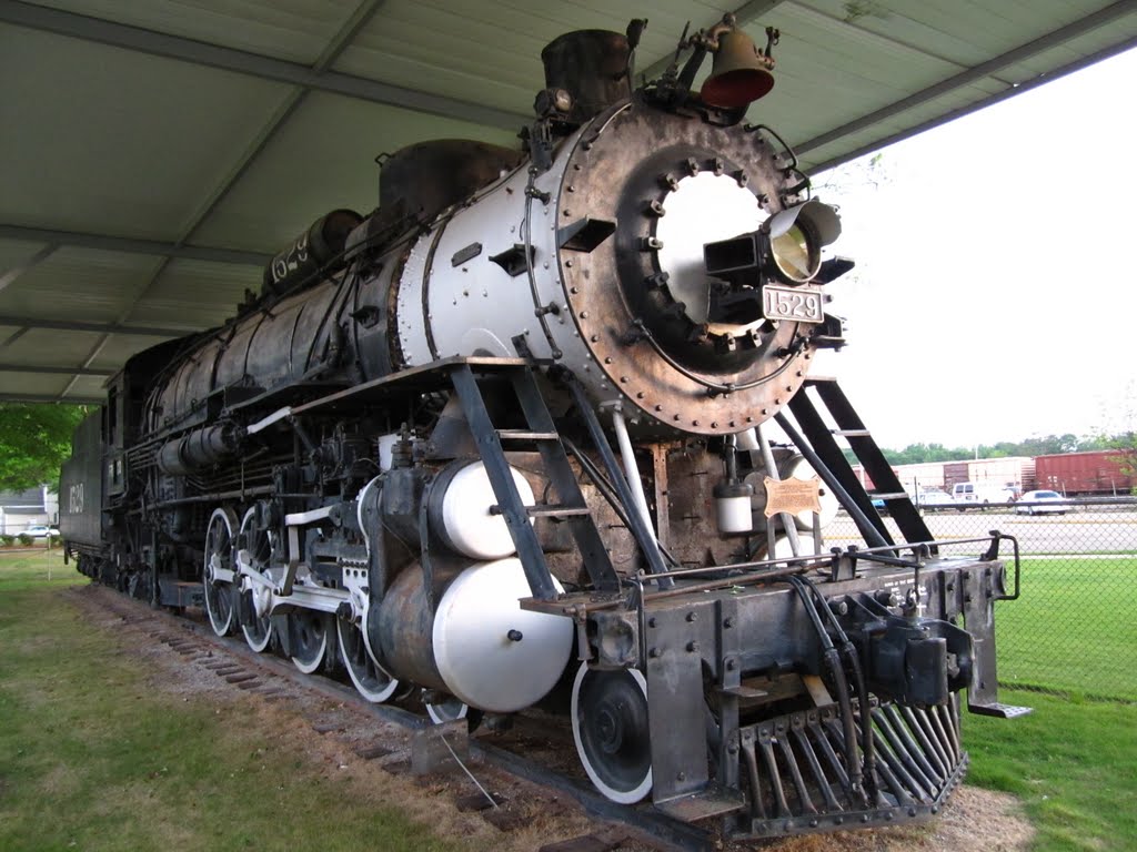Frisco Locomotive 1529, Хатли