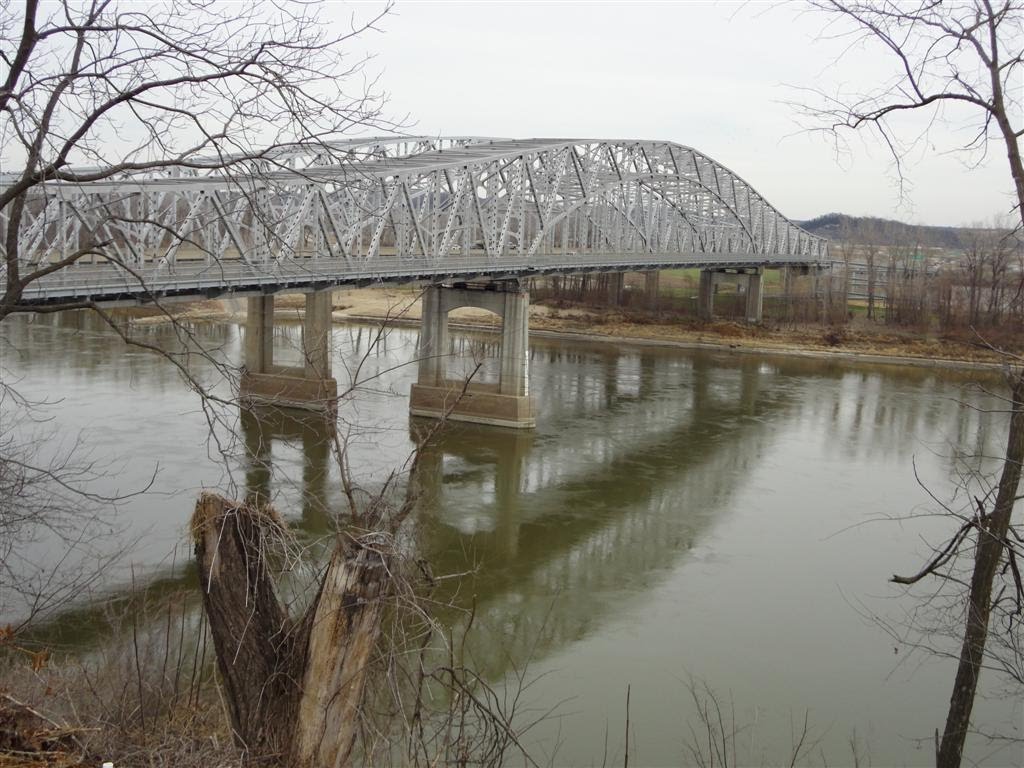 US54/US63 bridges over Missouri River, Jefferson City, MO, Джефферсон-Сити