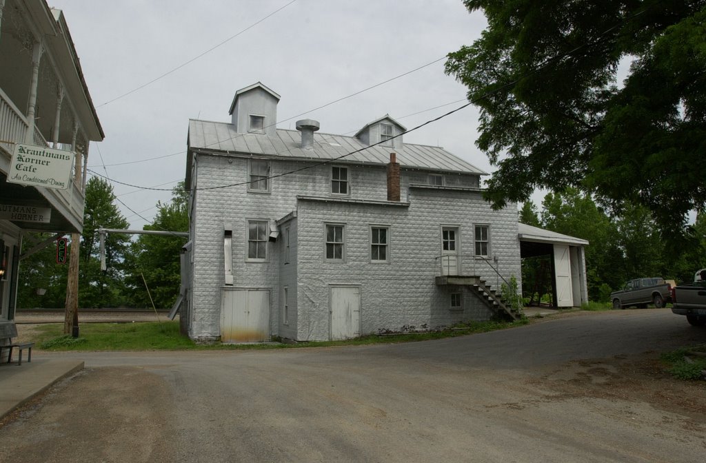 Bonnots Mill, Елвинс